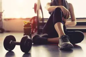 ورزش در خانه و تناسب اندام- فیلم ورزش در خانه با موزیک- برنامه فیتنس بانوان در خانه