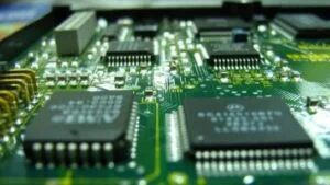 آموزش سیستم های جاسازی شده در میکروکنترولر AVR بدون نیاز به سخت افزار